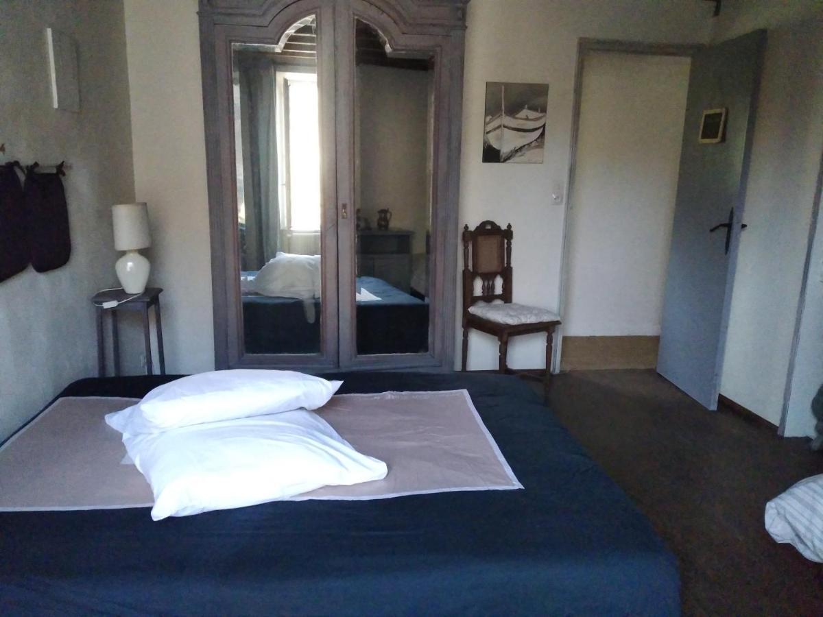 Qui Vivra Verra Bed and Breakfast Le Mesnil-Amey Eksteriør billede