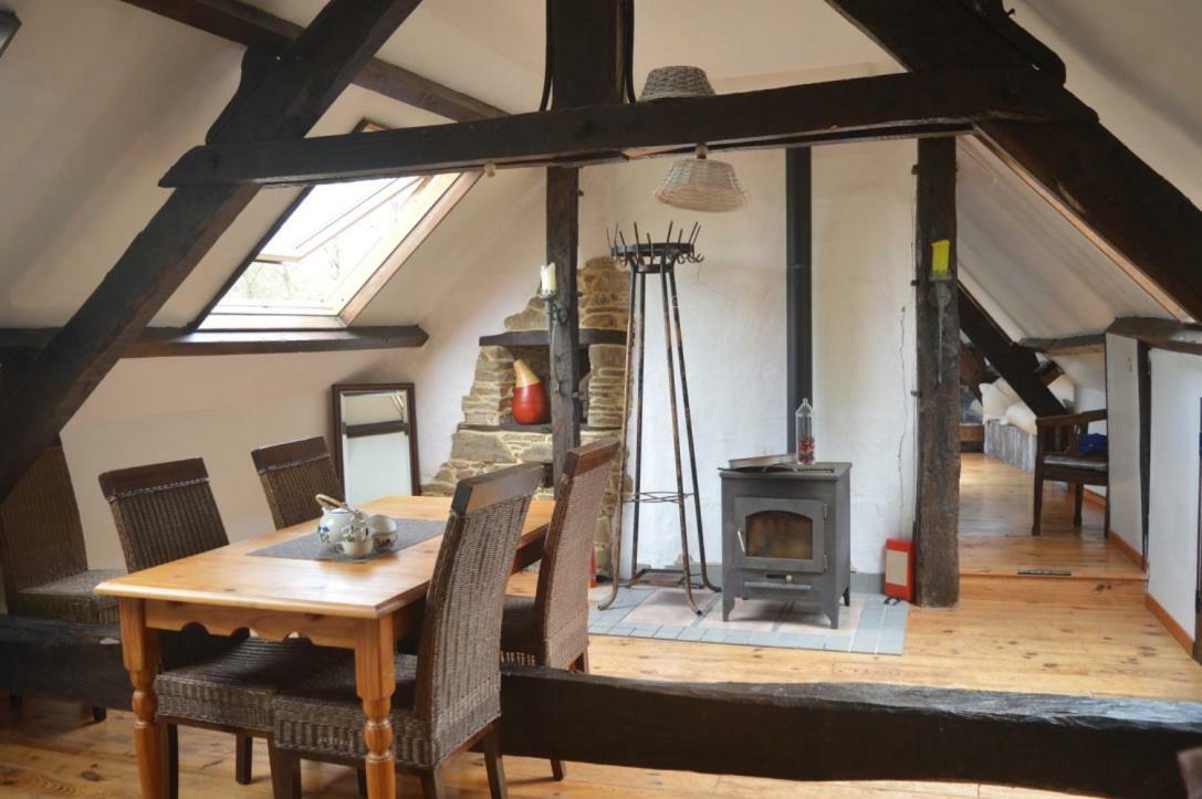 Qui Vivra Verra Bed and Breakfast Le Mesnil-Amey Eksteriør billede