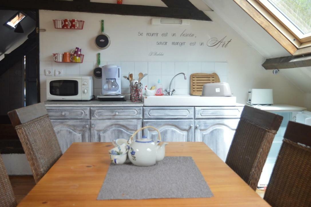 Qui Vivra Verra Bed and Breakfast Le Mesnil-Amey Eksteriør billede