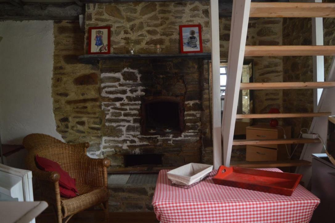 Qui Vivra Verra Bed and Breakfast Le Mesnil-Amey Eksteriør billede